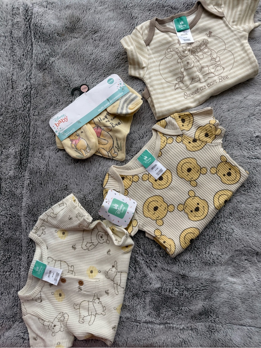 Sweet as Can Bee Baby Bodysuit & Sock Set - Neutral Yellow